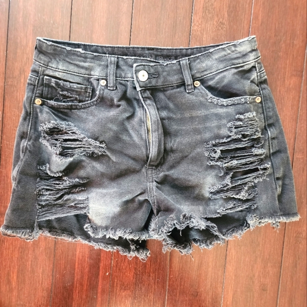 Anericam eagle mom shorts